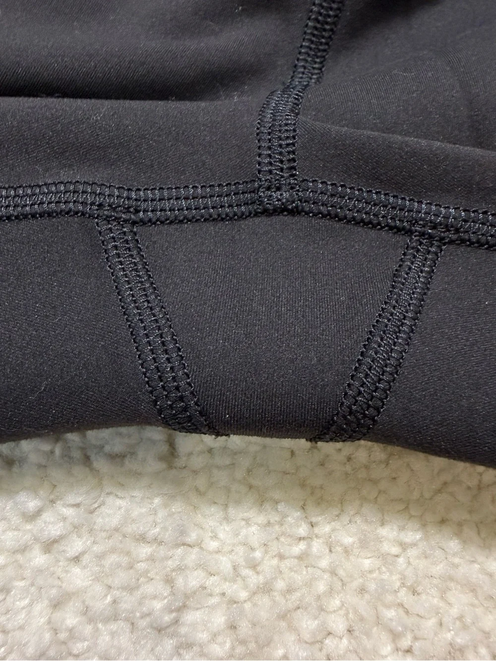 Lululemon Wunder Train High Rise Crop Leggings with Pockets 23